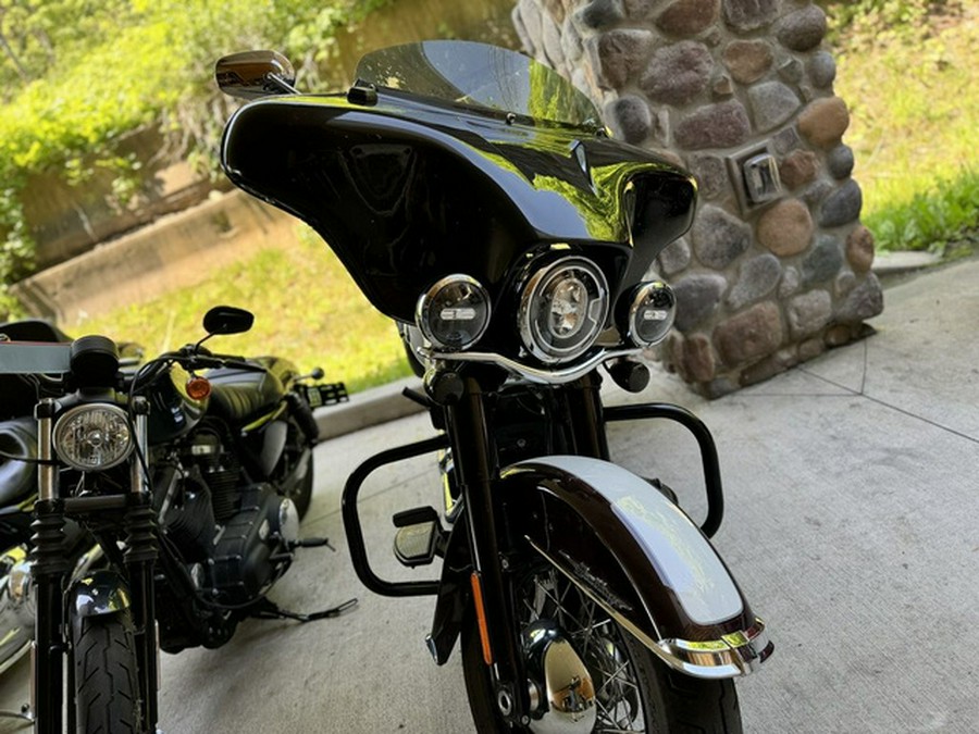 2021 Harley-Davidson FLHCS - Heritage Classic 114