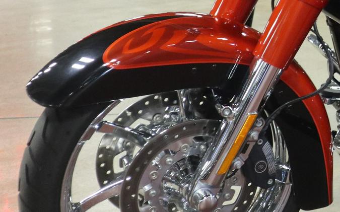 2014 Harley-Davidson CVO™ Road King®