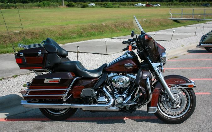 2011 Harley-Davidson® FLHTCU Electra Glide® Ultra Classic®
