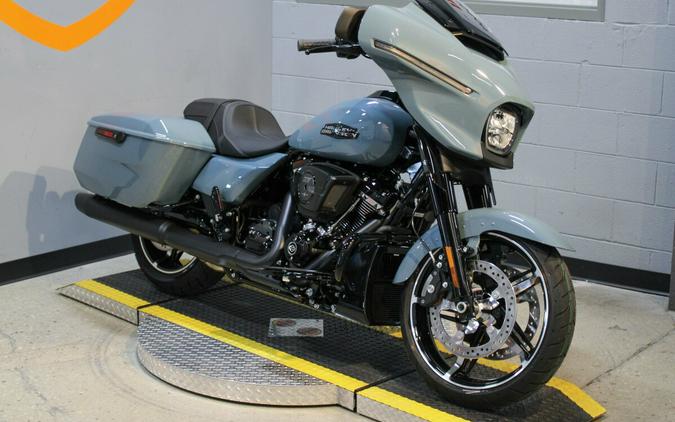 2024 Harley-Davidson Street Glide Grand American Touring FLHX