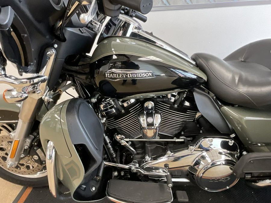 2021 Harley-Davidson® FLHTCUTG - Tri Glide® Ultra