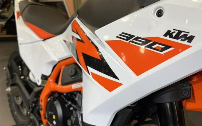 2026 KTM Adventure 390 R