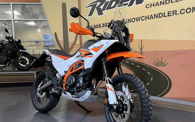 2026 KTM Adventure 390 R