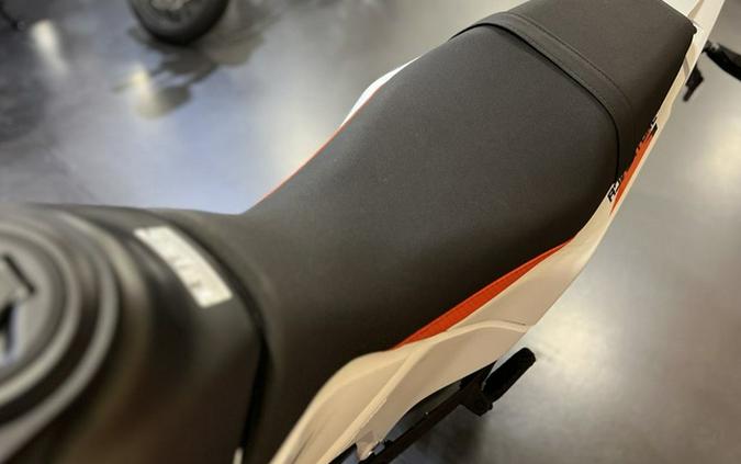 2026 KTM Adventure 390 R