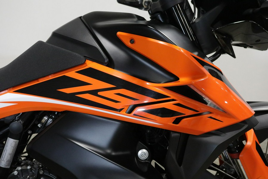 2019 KTM 790 Adventure