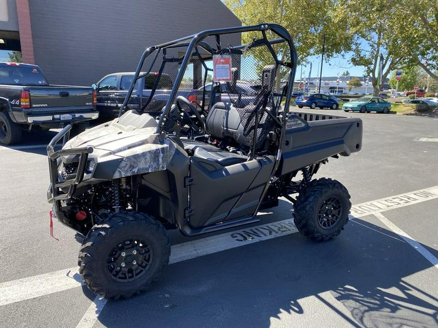 2025 Honda® Pioneer 700 Forest