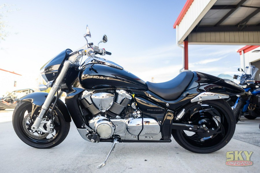 2025 Suzuki BOULEVARD M109R