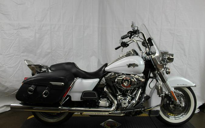 HD FLHRC103 2012 605312C WHITE HOT PEARL W/ PINSTRIP