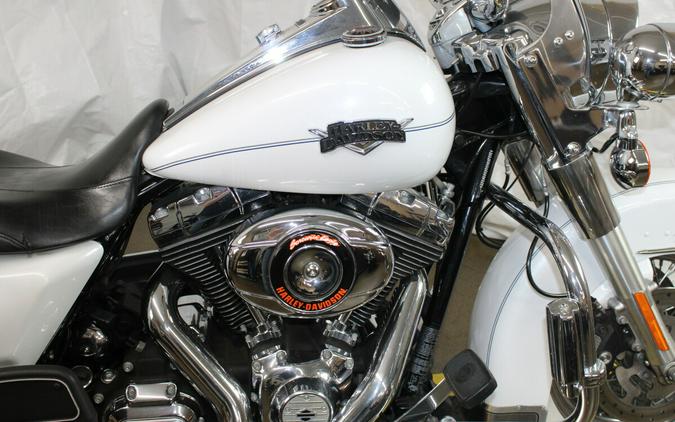 HD FLHRC103 2012 605312C WHITE HOT PEARL W/ PINSTRIP