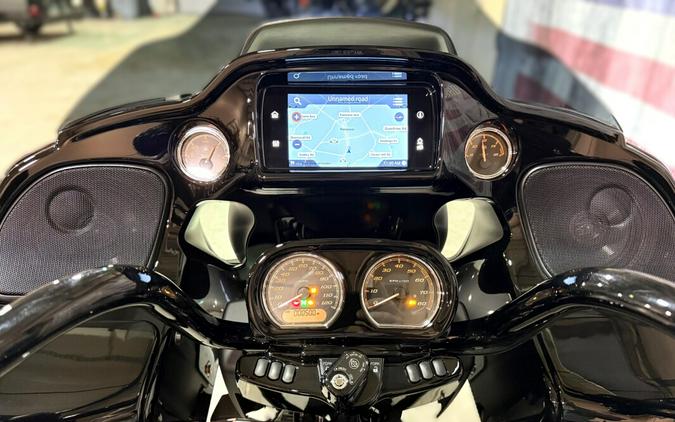 2023 FLTRT Road Glide 3