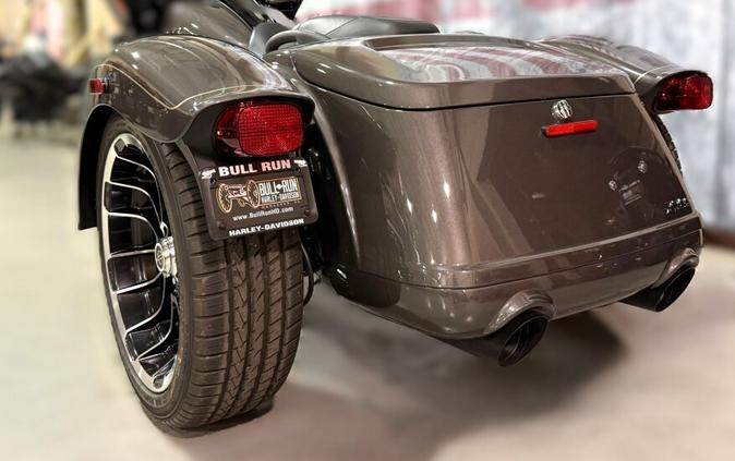 2023 FLTRT Road Glide 3