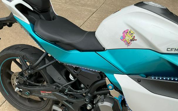 2022 CFMOTO 300SS