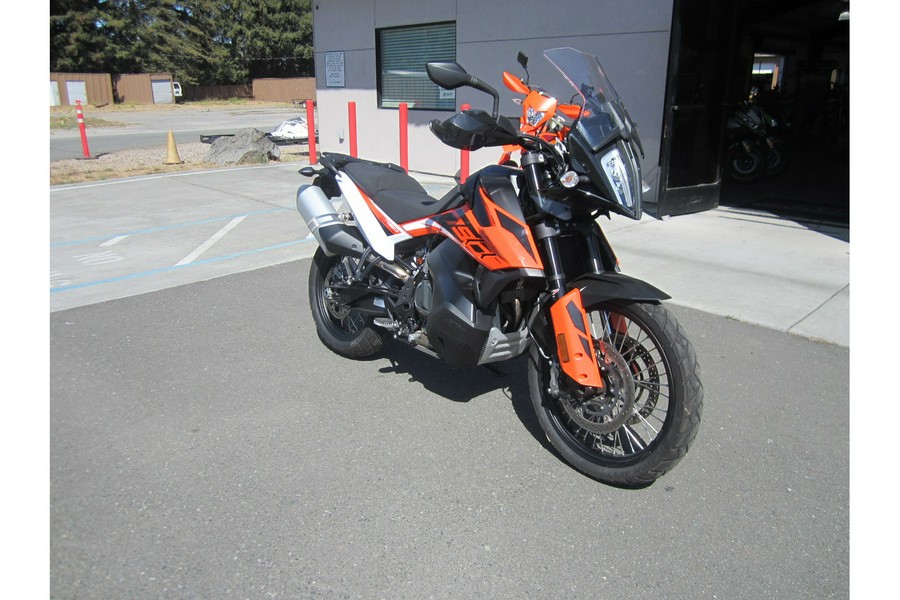 2019 790 Adventure - KTM
