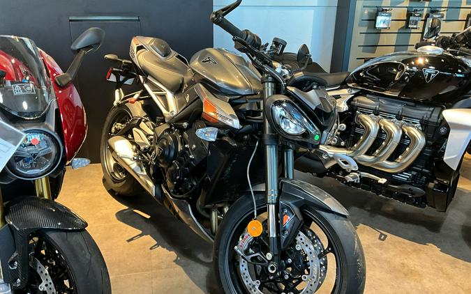 2024 Triumph Street Triple 765 Review: R and RS [16 Fast Facts]