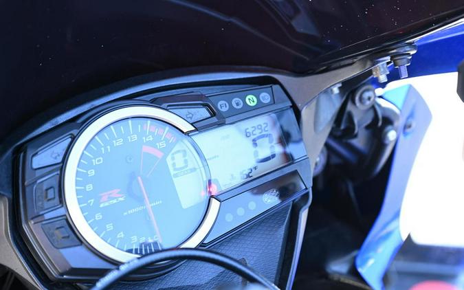 2016 Suzuki GSX-R1000