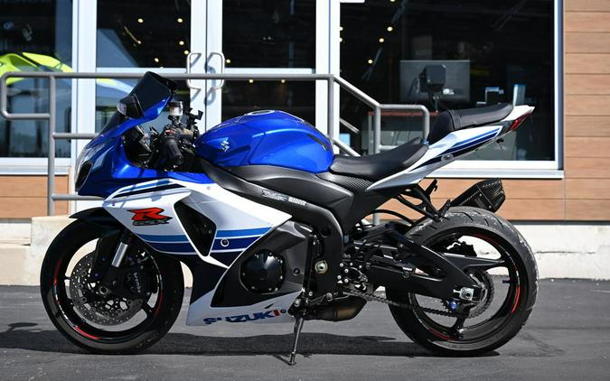 2016 Suzuki GSX-R1000