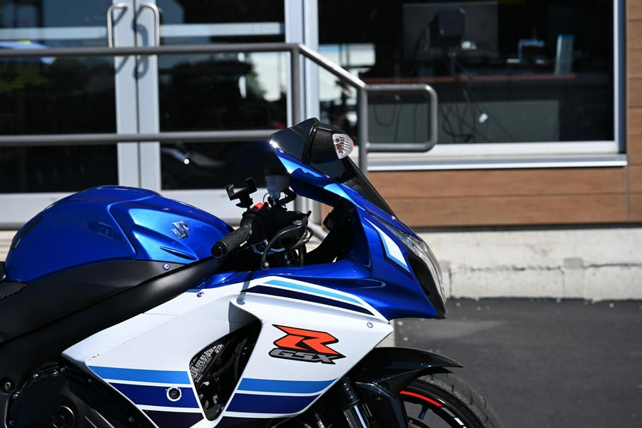 2016 Suzuki GSX-R1000