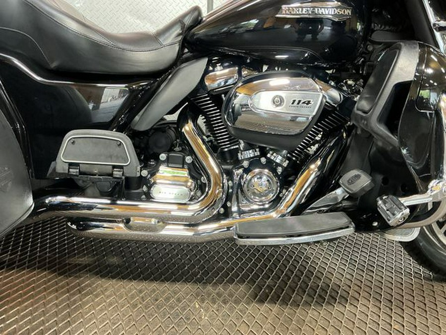 2019 Harley-Davidson Tri Glide Ultra FLHTCUTG