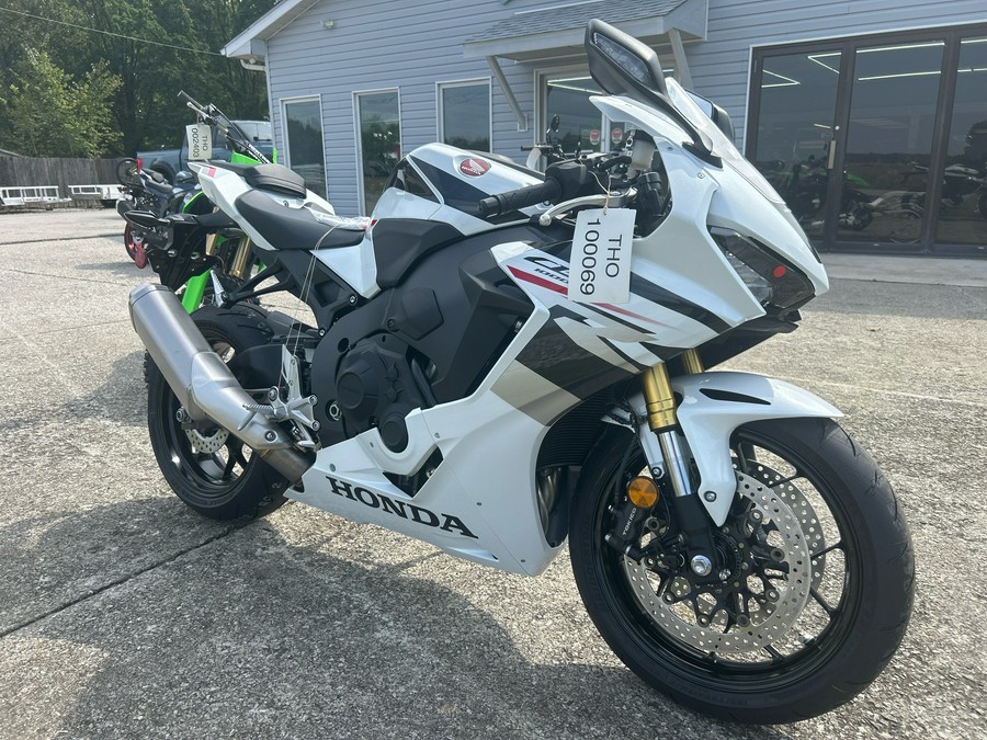 2027 Honda CBR1000RR
