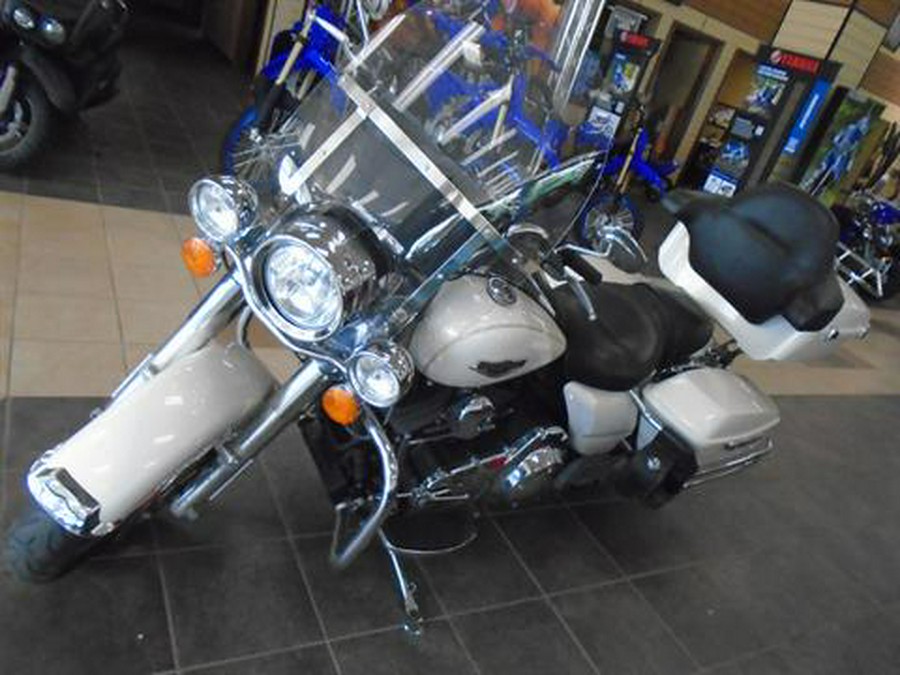 2015 Harley-Davidson Road King®