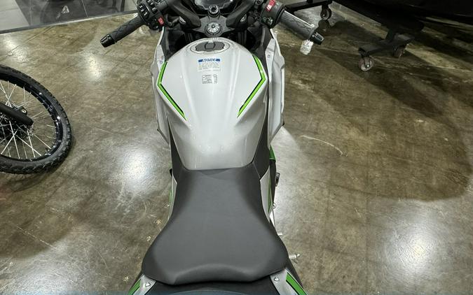 2024 Kawasaki NINJA 7 HYBRID ABS