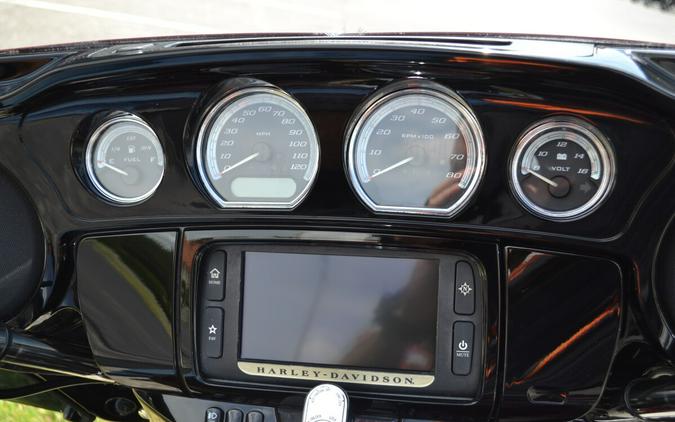 2015 Harley-Davidson® Ultra Limited Low - FLHTKL