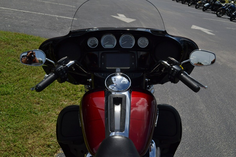 2015 Harley-Davidson® Ultra Limited Low - FLHTKL