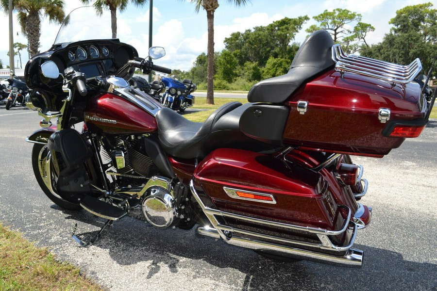 2015 Harley-Davidson® Ultra Limited Low - FLHTKL