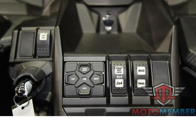 2025 Can-Am Maverick X3 X mr Turbo RR 72