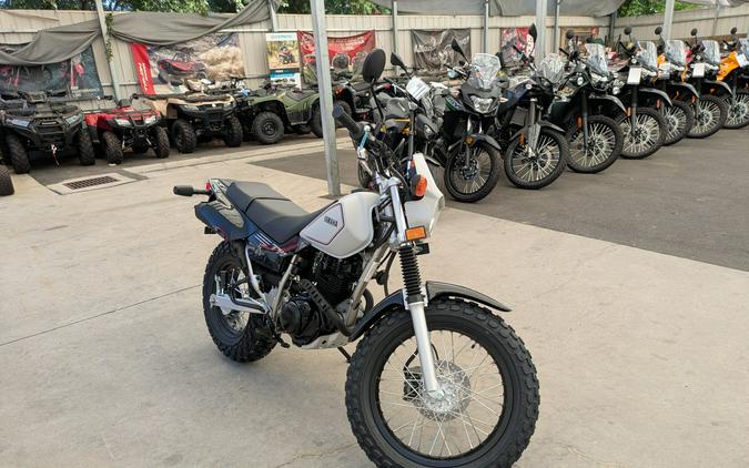 2027 Yamaha TW200