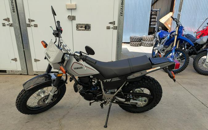2027 Yamaha TW200