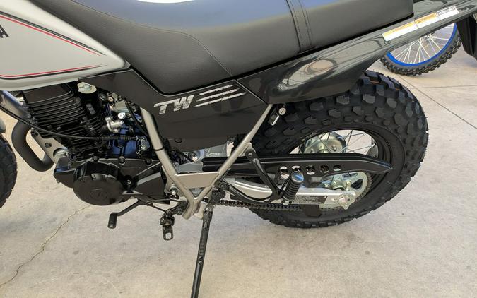2027 Yamaha TW200