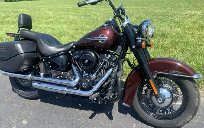 2018 Harley-Davidson Softail Heritage Classic 114 Review — From...