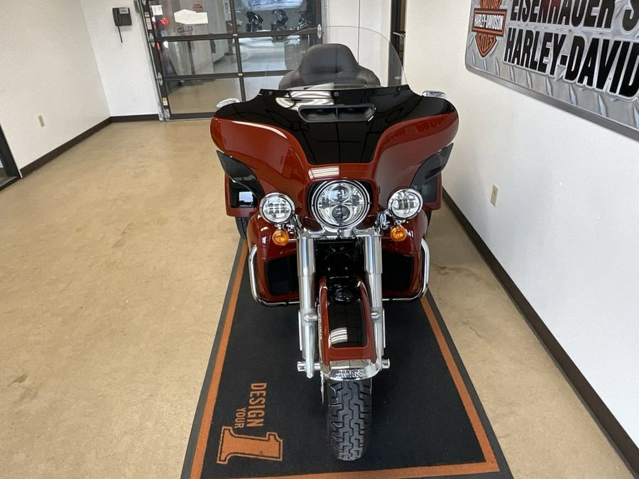 2024 Harley-Davidson® FLHTCUTG - Tri Glide® Ultra