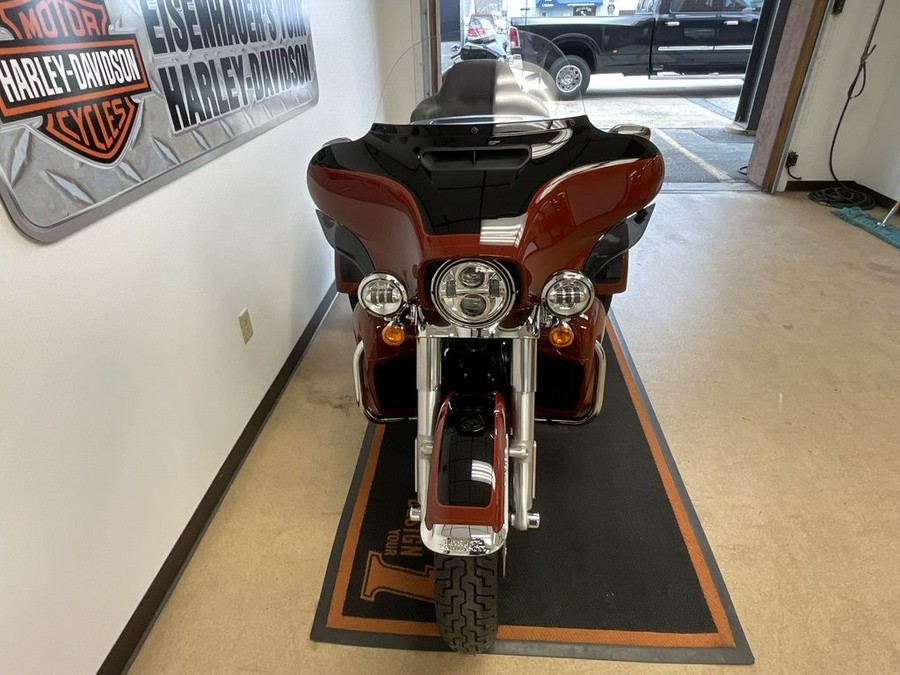 2024 Harley-Davidson® FLHTCUTG - Tri Glide® Ultra