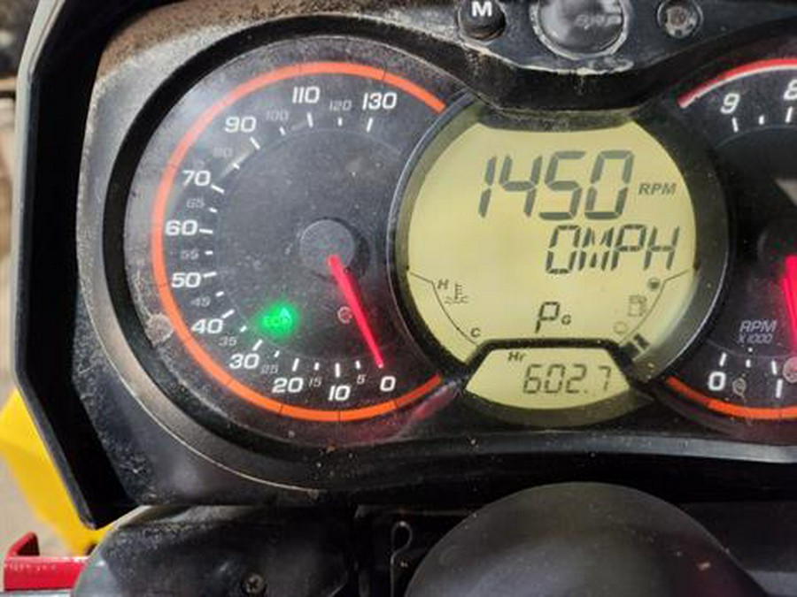 2014 Can-Am Commander™ 1000 XT-P