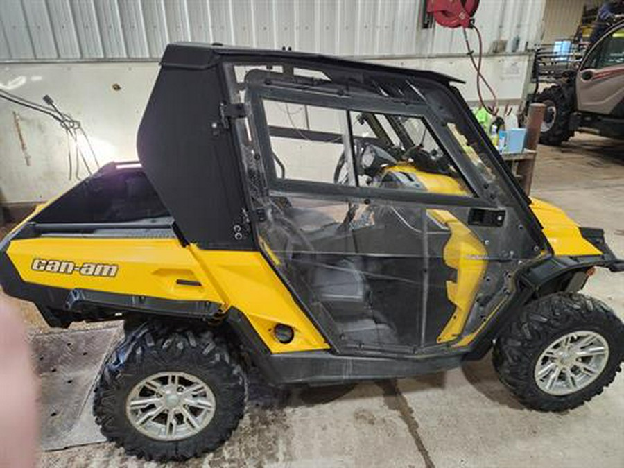 2014 Can-Am Commander™ 1000 XT-P