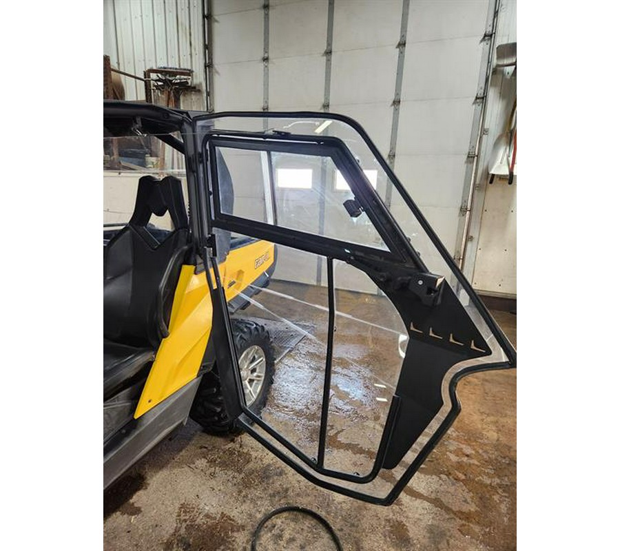 2014 Can-Am Commander™ 1000 XT-P