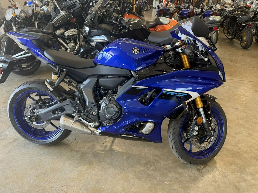 2025 Yamaha YZF-R7