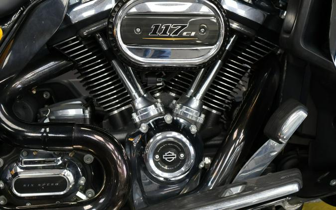 2022 Harley-Davidson® CVO™ Road Glide® Limited FLTRKSE