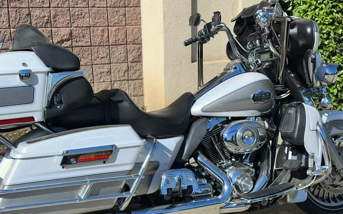 2009 Harley-Davidson® FLHTCU - Ultra Classic® Electra Glide®