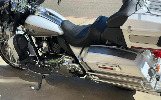 2009 Harley-Davidson® FLHTCU - Ultra Classic® Electra Glide®