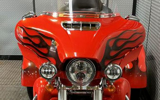 2015 Harley-Davidson Tri Glide Ultra Classic FLHTCUTG
