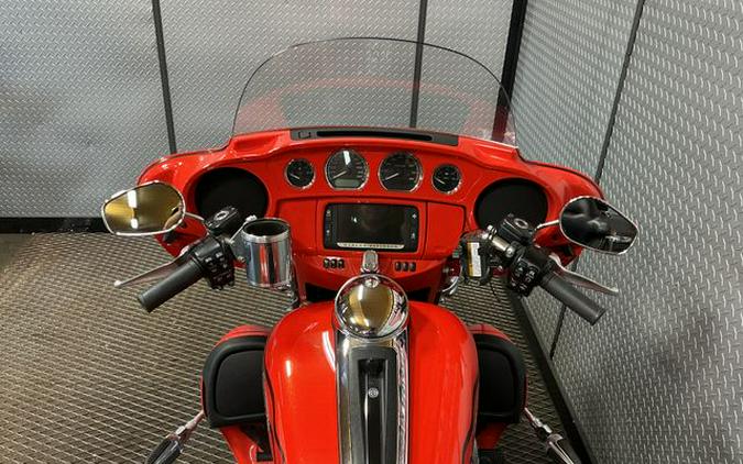 2015 Harley-Davidson Tri Glide Ultra Classic FLHTCUTG