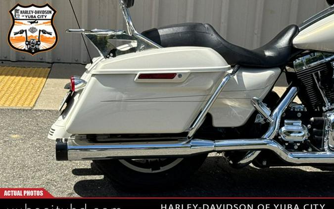 2015 Harley-Davidson FLHXS