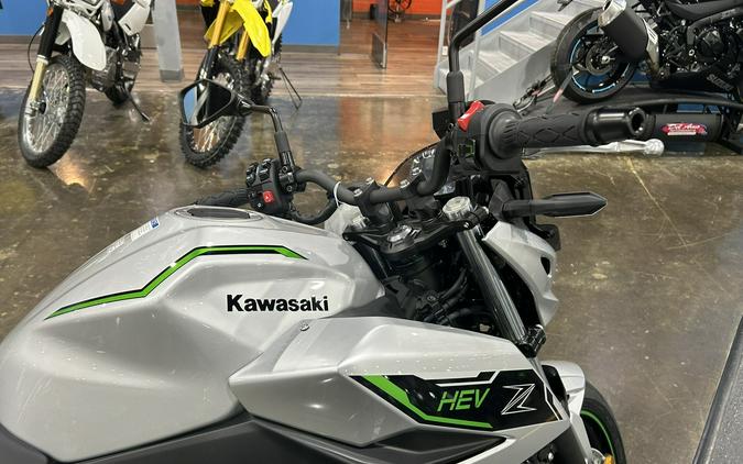 2024 Kawasaki Z7 HYBRID ABS