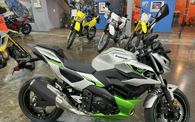 2024 Kawasaki Z7 HYBRID ABS