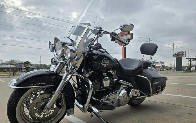 2008 Harley-Davidson® FLHRC - Road King® Classic