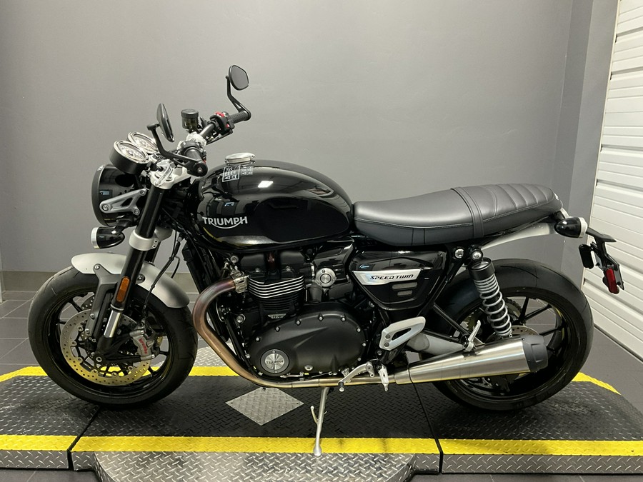 2024 Triumph SPEED TWIN 1200