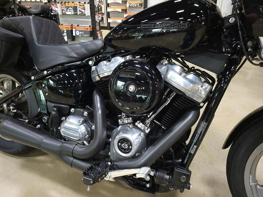 2022 Harley-Davidson® FXST - Softail® Standard